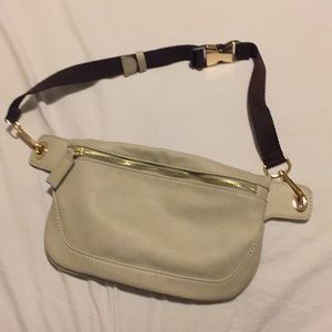 Cute Beige and Brown Fanny Pack. Make an offer 💕